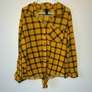 Rue21| Women Plus 2X| Button up| Plaid